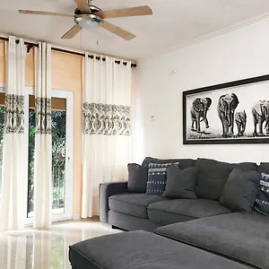 https://cityscape-upscale-modernnew-kingston-2br-apt.greaterantilleshotels.net