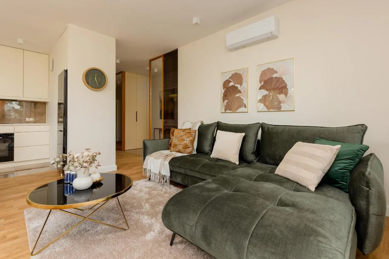 Deluxe Apartment Wronia 45 With Ac, Parking & Balcony By Renters Prestige Warsaw 0*,