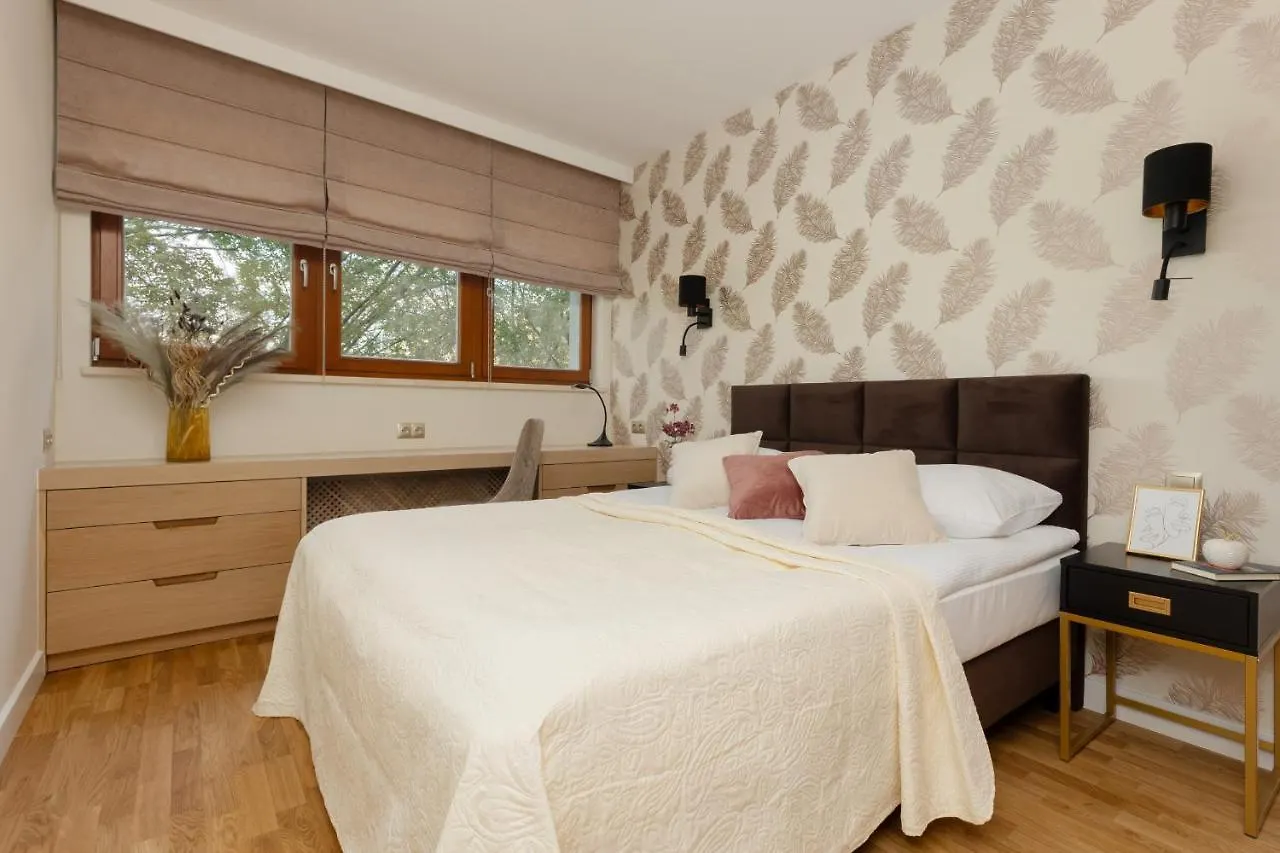 Deluxe Apartment Wronia 45 With Ac, Parking & Balcony By Renters Prestige Warschau